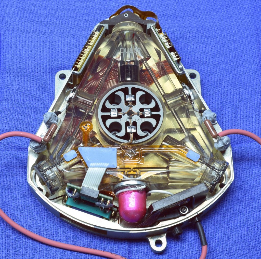 gg1342interior_top1.jpg