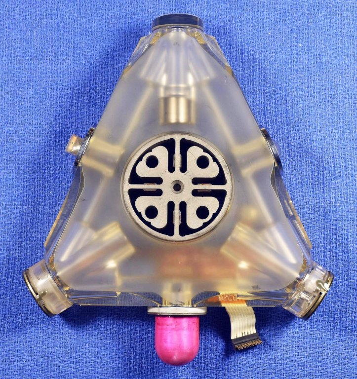 gg1342laser_block_bottom1.jpg