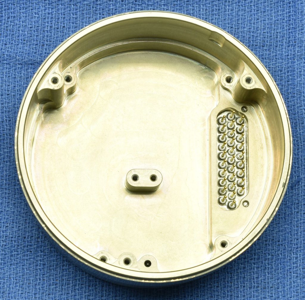 hg1700ag13imu_case_top_interior1.jpg