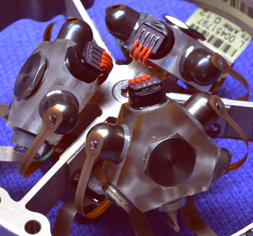 hg1700ag13imu_triple_gg1308_rlg_assembly_angled_closeup0.jpg